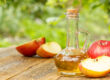 Bereits im Altertum diente Essig, außer zur Bereitung saurer Speisen, auch zum Haltbarmachen von Fleisch und Gemüse. Schon damals hatte man aber auch den Wert des Essigs für die Gesundheitspflege erkannt. Insbesondere Apfelessig ist ein altes Heilmittel der Volksmedizin.
